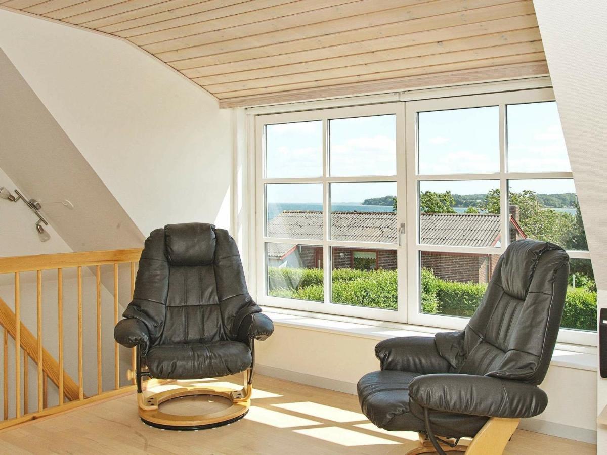 6 Person Holiday Home In Hejls الغرفة الصورة